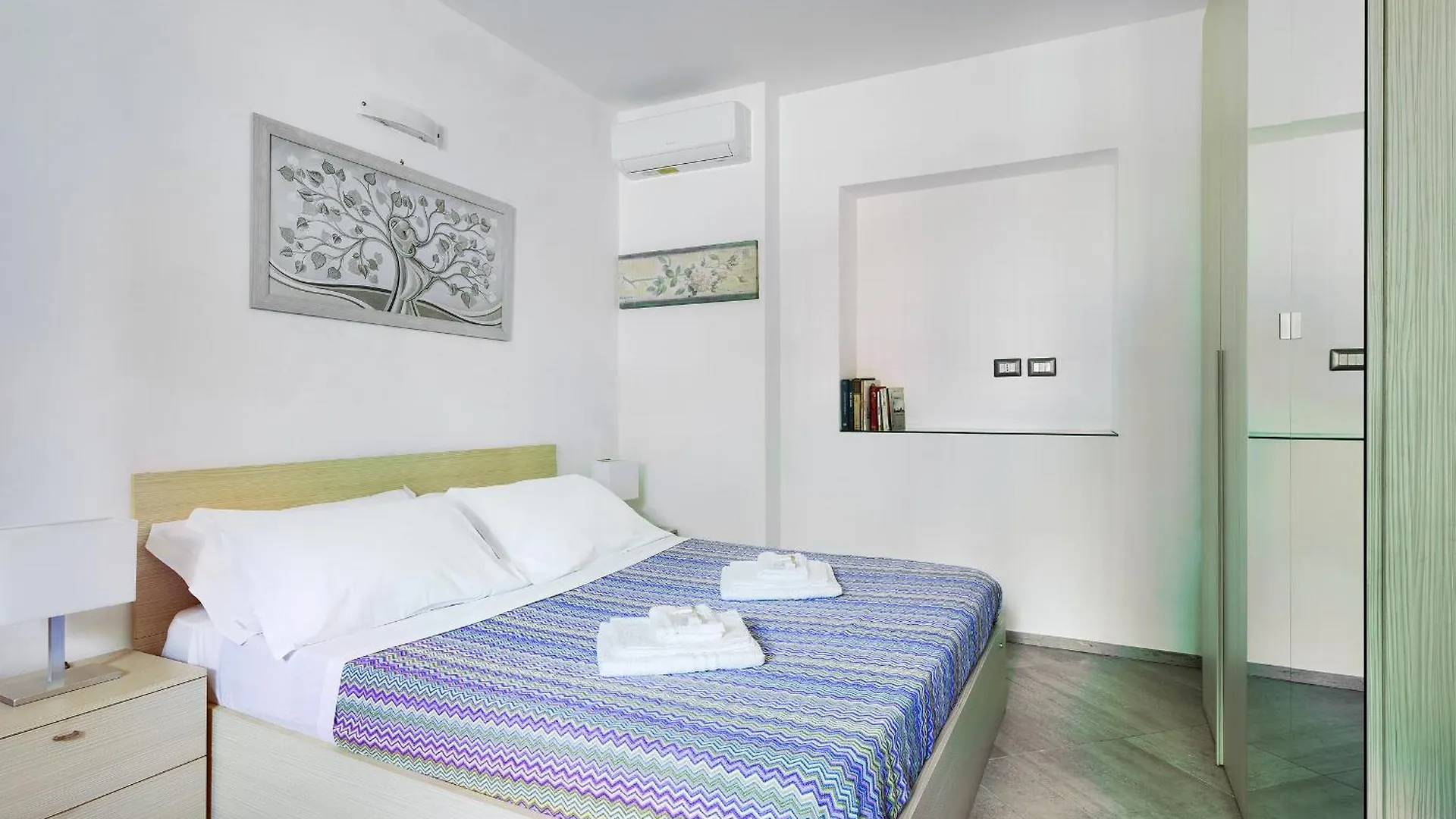 Il Glicine Apartment Montano Lucino 0*,  Italy